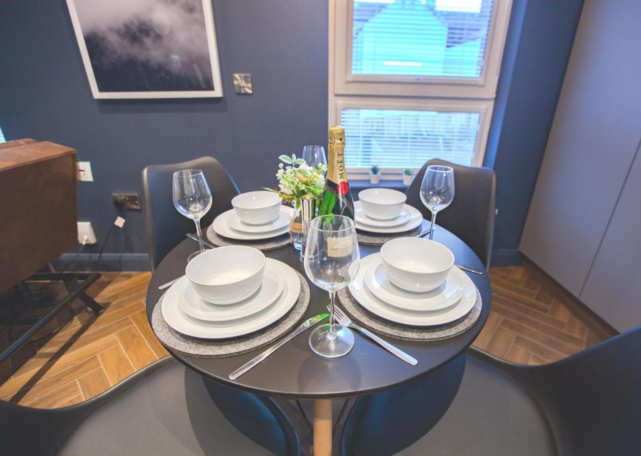 Yellow Hive Boutique Stay Apt 2 ベルファスト エクステリア 写真